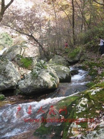 Ƭ 050.jpg