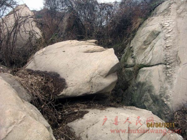 Ƭ 081.jpg