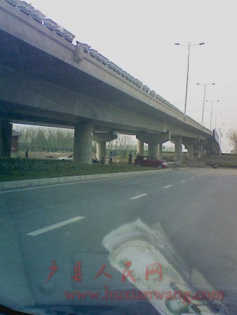 Ƭ 001.jpg