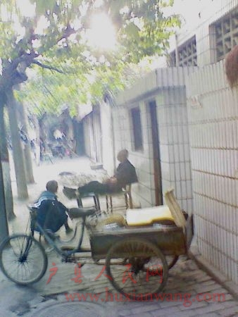 Ƭ 012.jpg