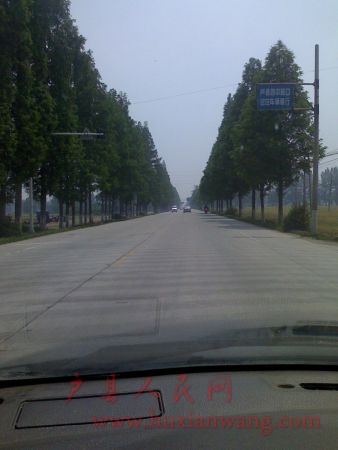 Ƭ 002.jpg