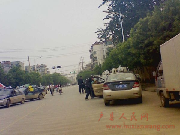 Ƭ 040.jpg