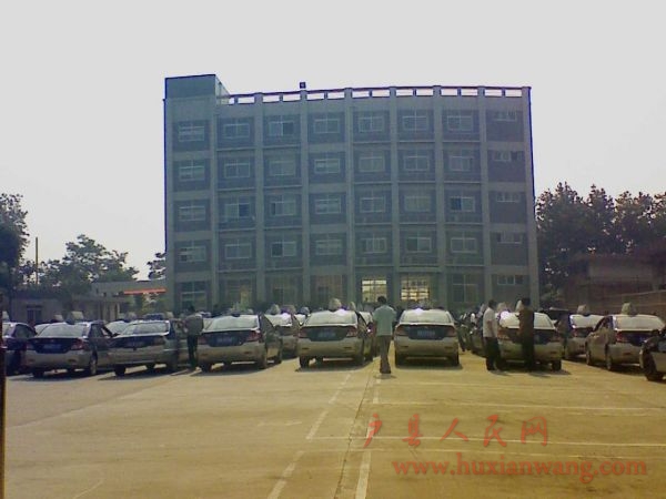 Ƭ 002.jpg