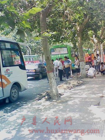 Ƭ 010.jpg