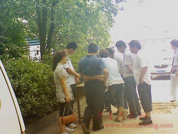 Ƭ 012.jpg