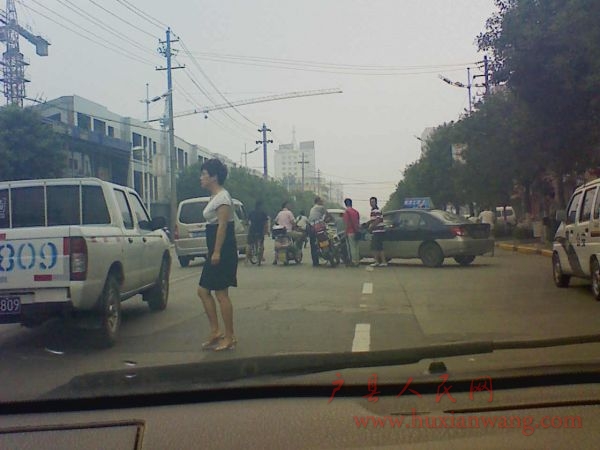 Ƭ 004.jpg