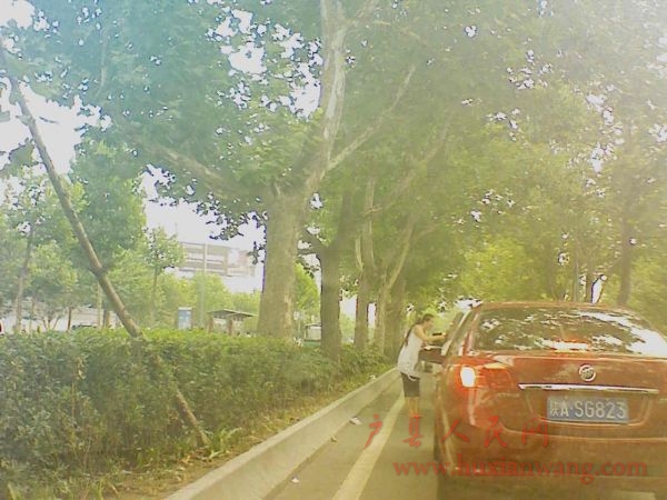 Ƭ 014.jpg