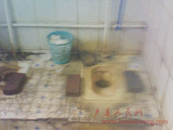 Ƭ 063.jpg