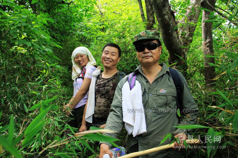 Ƭ 035.jpg