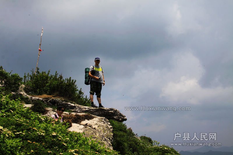 Ƭ 082.jpg