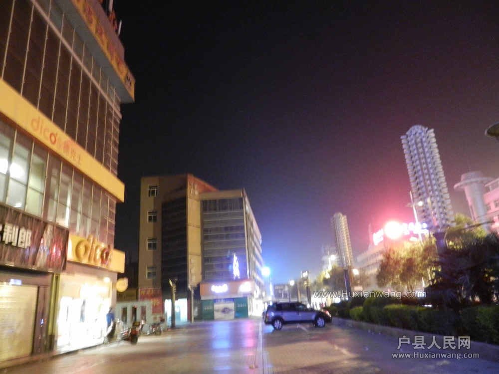 Ƭ 085.jpg