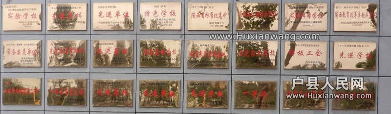 Ƭ 079.jpg