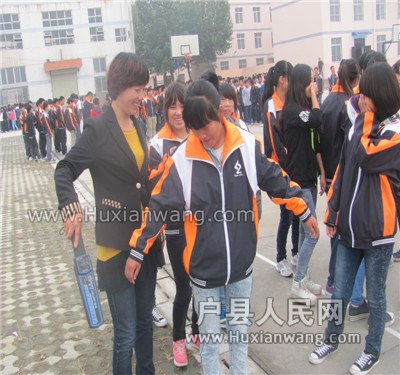 Ƭ 054.jpg