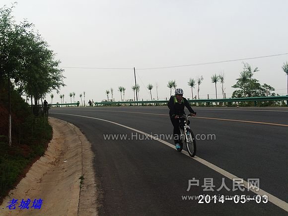 nEO_IMG_PHOT0102.jpg