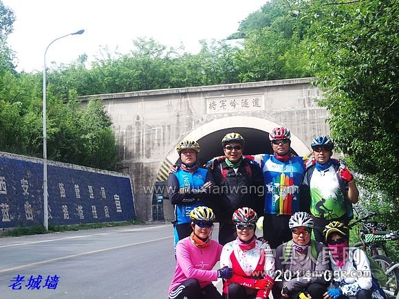 nEO_IMG_PHOT0142.jpg