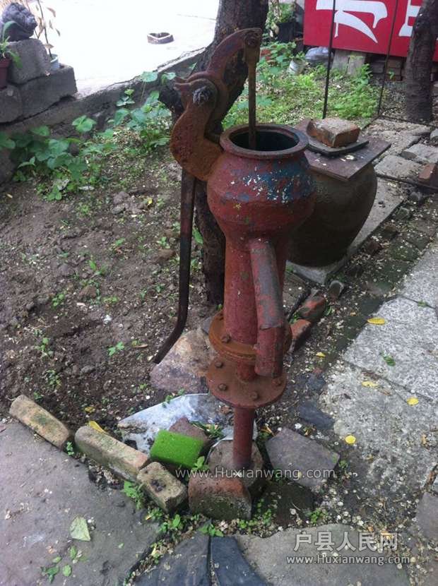 2000_.jpg