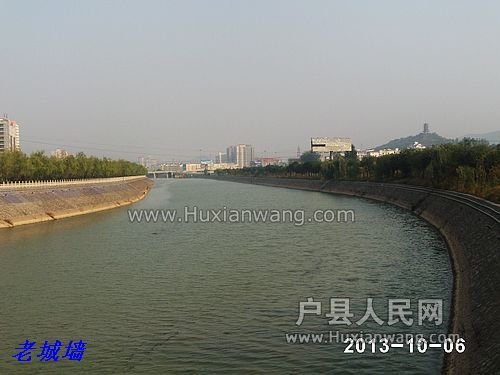 nEO_IMG_PHOT0228.jpg