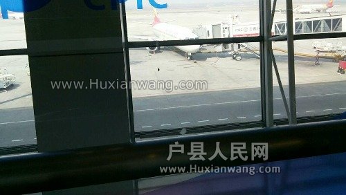西安咸阳国际机场乘飞机:无人机需托运 电池随
