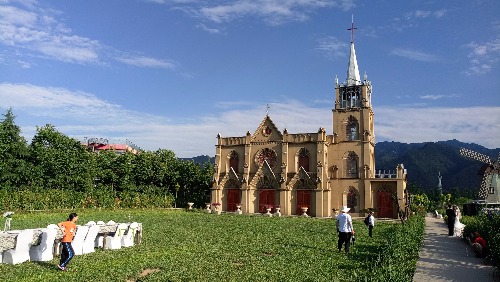 P70610-175701.jpg