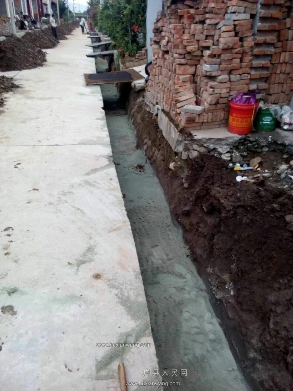 816850530.jpg
