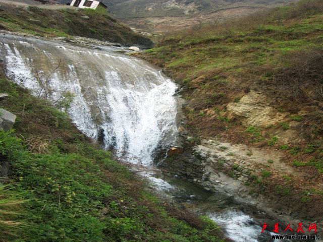 Ƭ 038.jpg