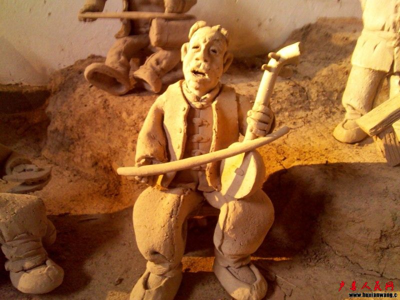 Ƭ 011.jpg