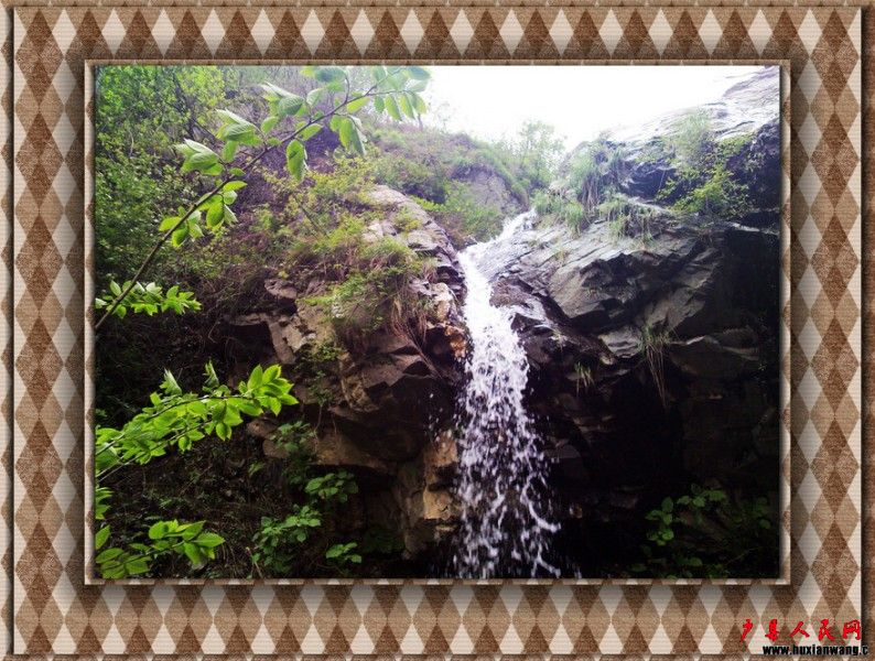 Ƭ 092.jpg