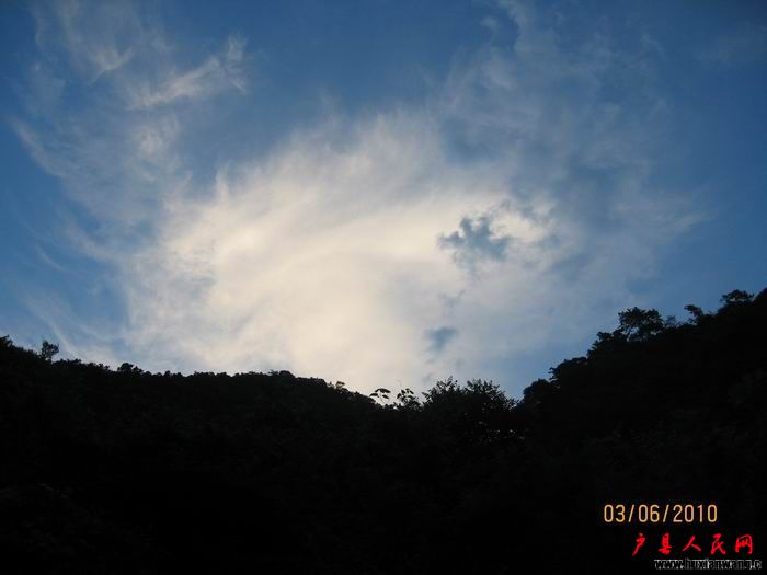 Ƭ 008.jpg