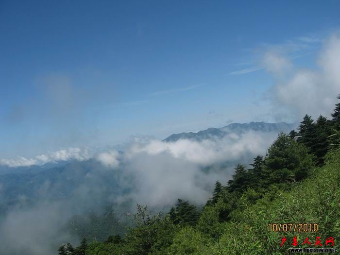Ƭ 023.jpg