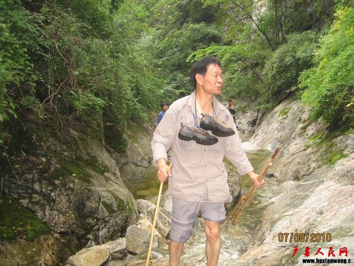 Ƭ 093.jpg
