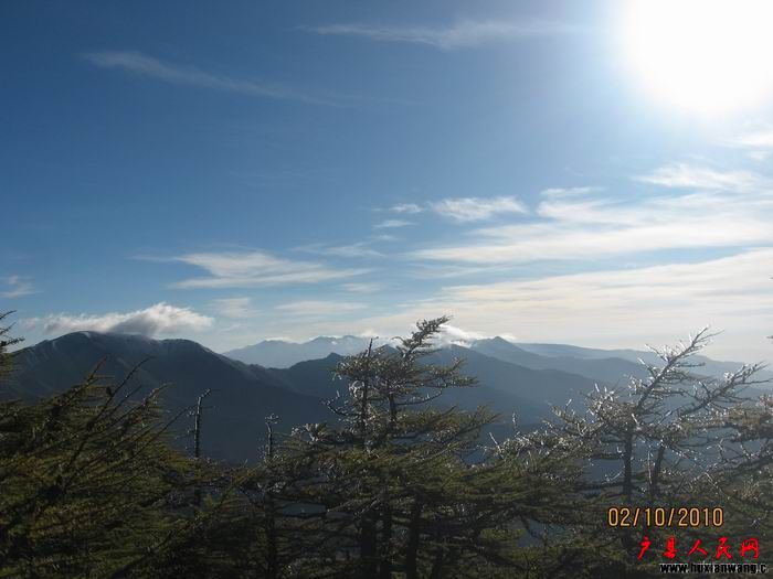 Ƭ 093.jpg