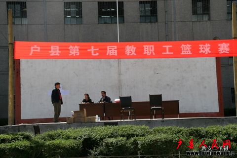Ƭ 193.jpg